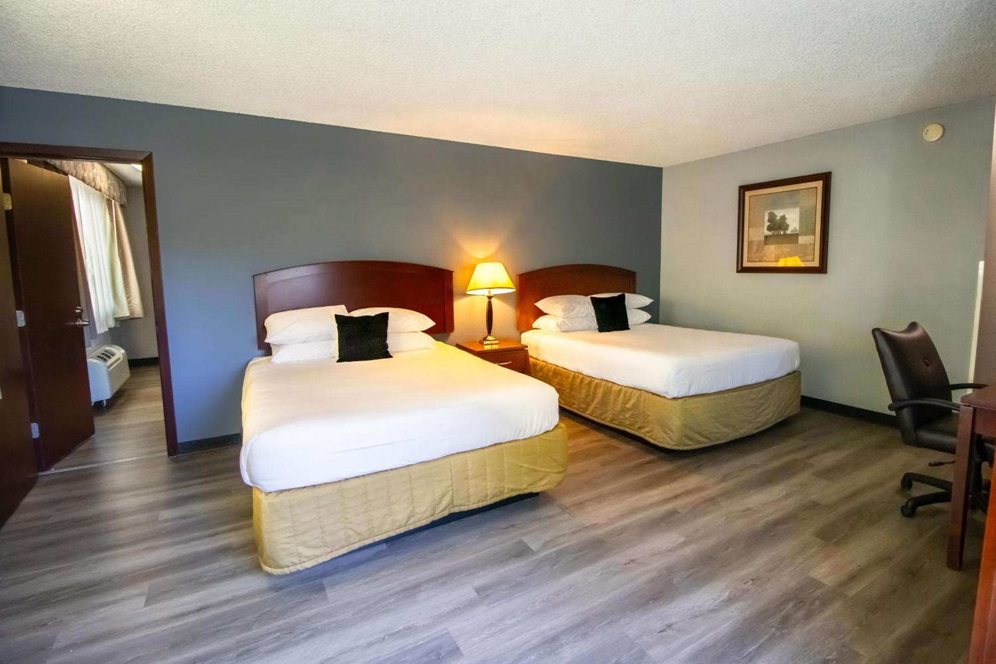 Red Lion Inn & Suites Vancouver Bagian luar foto