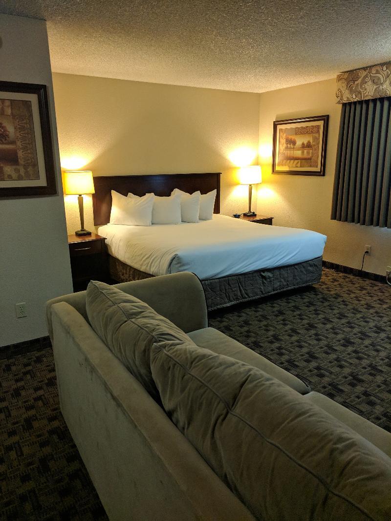 Red Lion Inn & Suites Vancouver Bagian luar foto